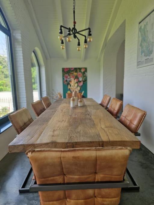 Historische Villa Mit Garten, Luxus Меербуш Екстериор снимка